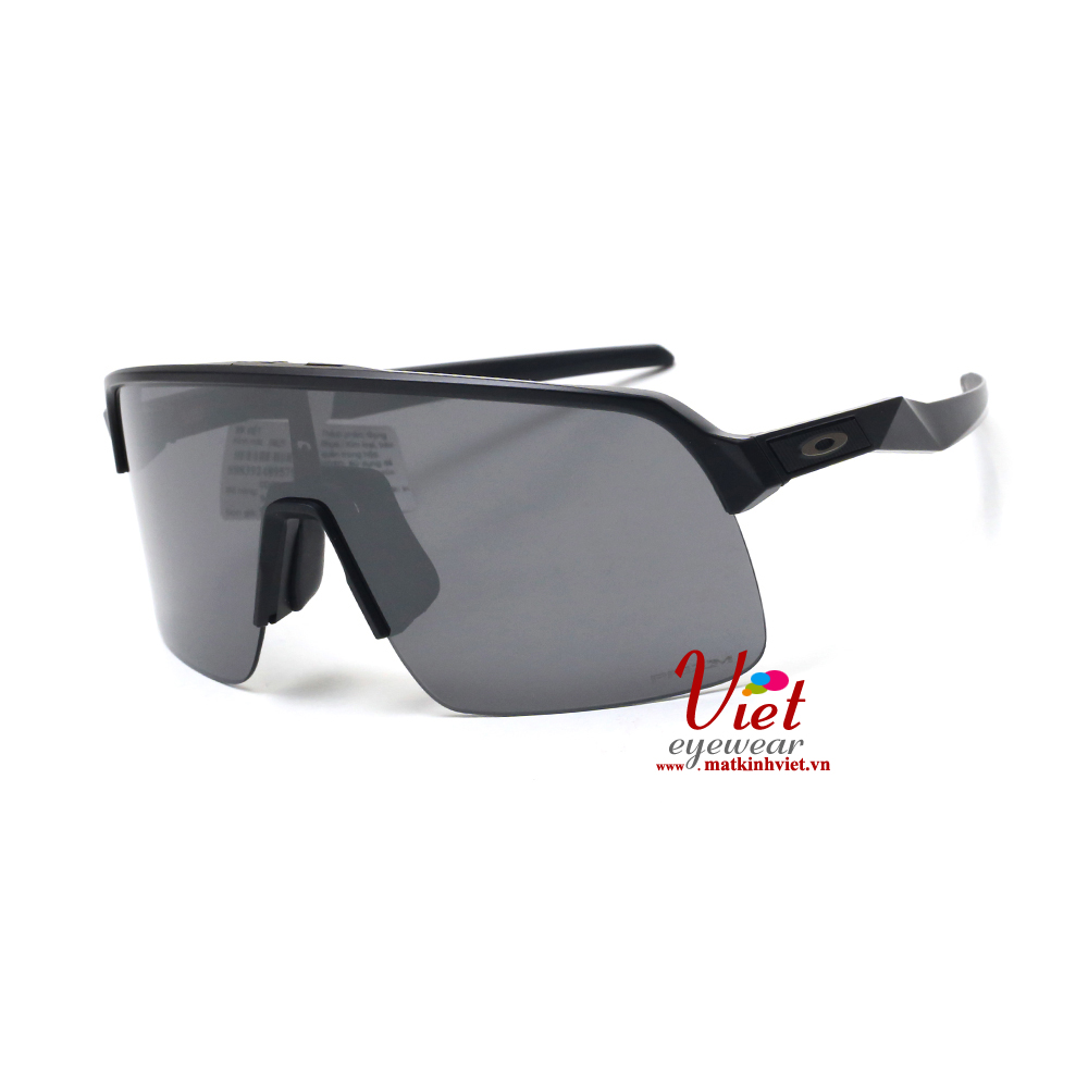 Kính mát Oakley OO9463A 03